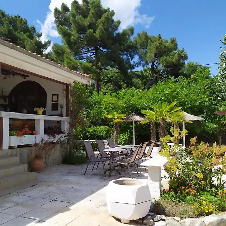 Villa Cavo Paradiso